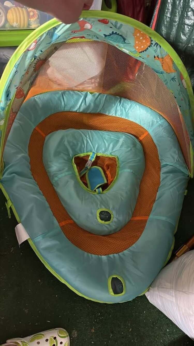 Floaty with buckles and hood